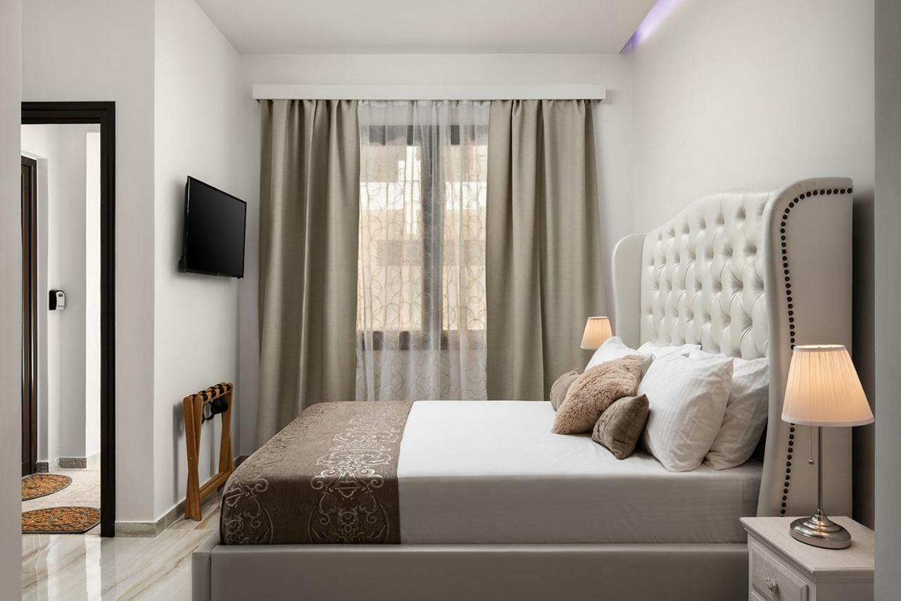 Pozzi Di Lusso Suites Chania  Bagian luar foto